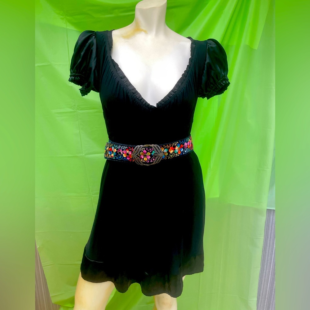 Little black dress size small